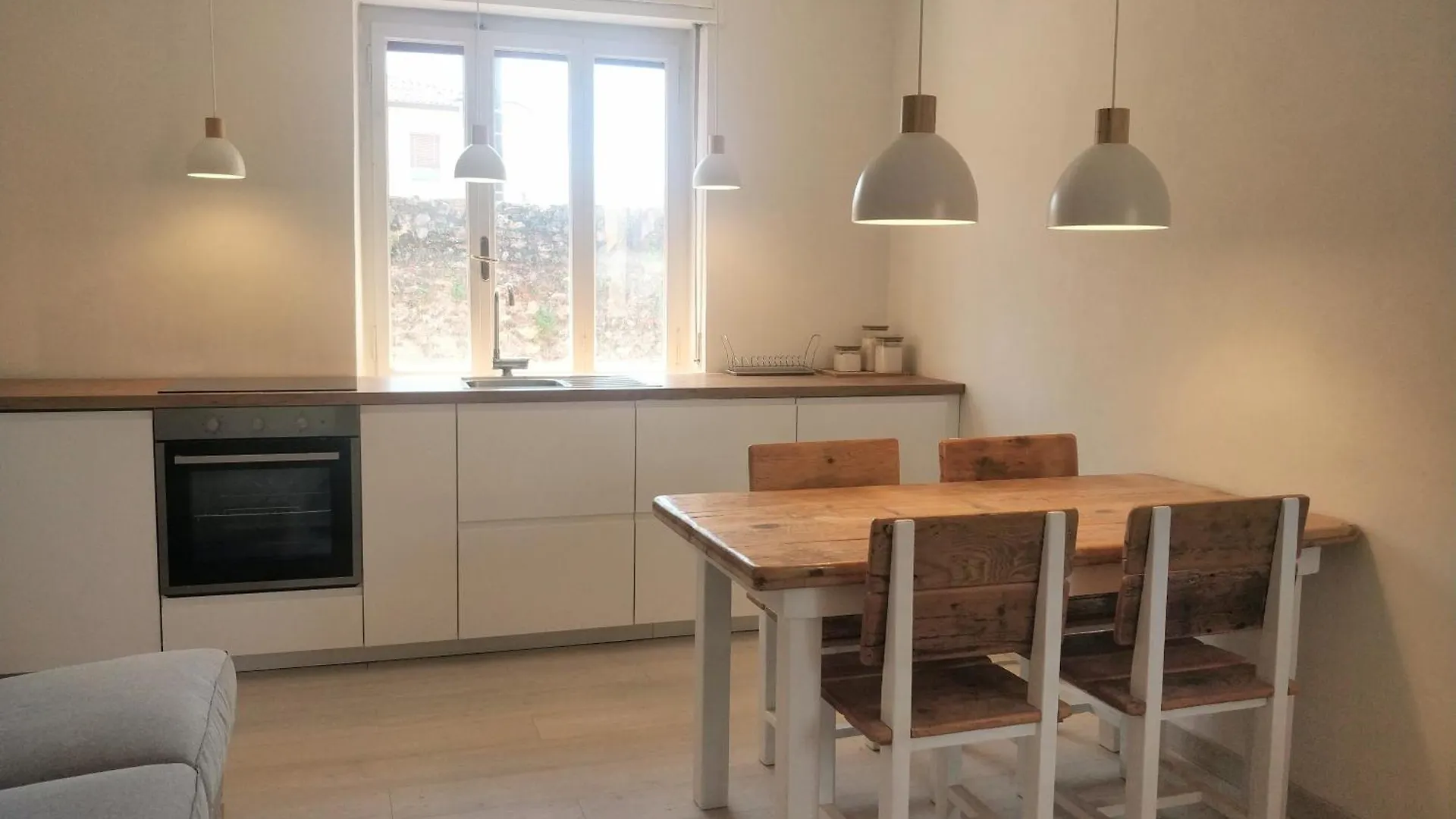 Scusari Verona Apartment